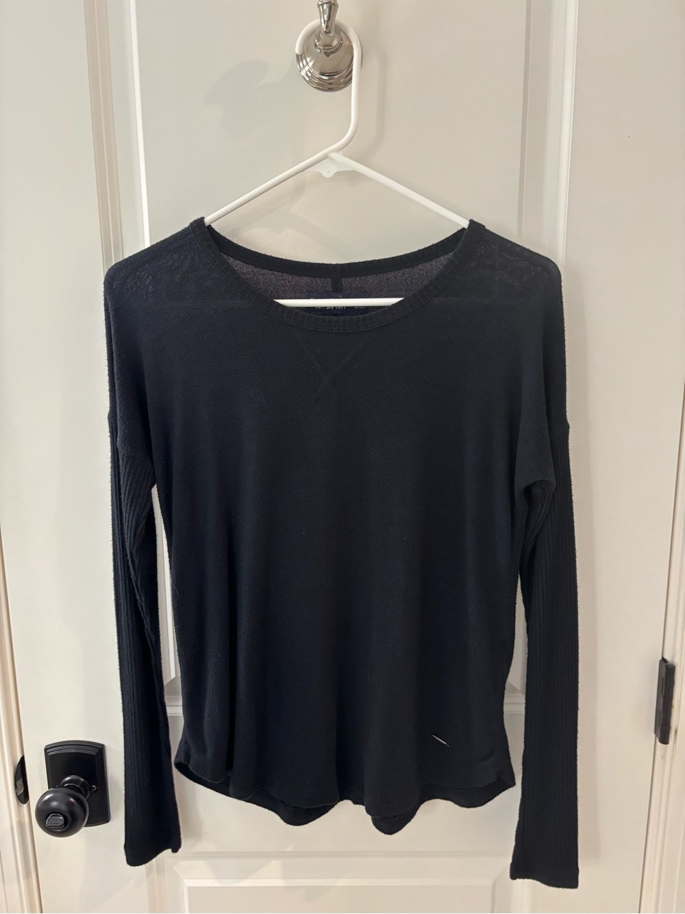 Abercrombie & Fitch Black Long-Sleeve Crewneck Top